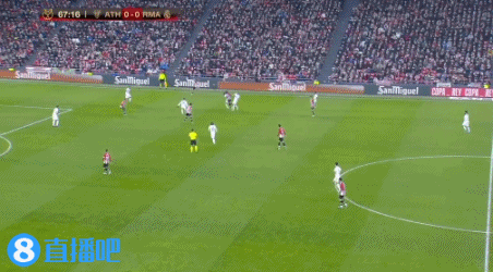 世体：引进小蜘蛛非常困难，巴萨高层越来越关注凯恩