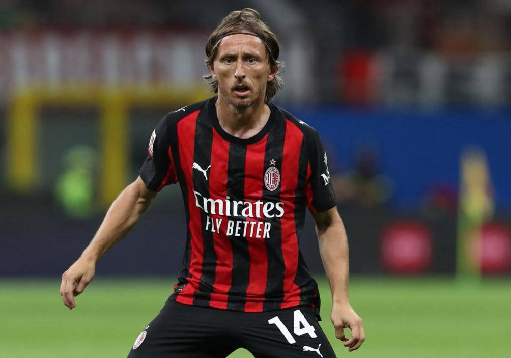 足球国足训练营加入体能测试项目