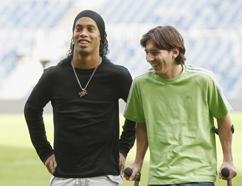 樊振东两度被上海记大功，王励勤力邀成就超级全满贯