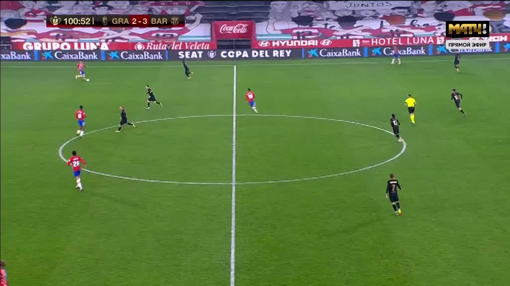 每体：巴萨内部对亚马尔每次客场都成为“头号公敌”感到担忧