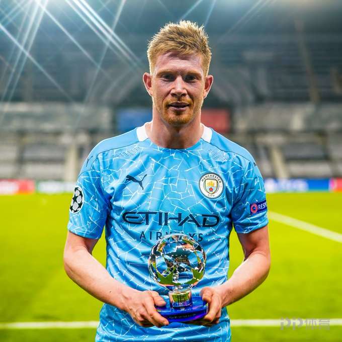 记者：在安古伊萨伤势确定后，那不勒斯立即瞄准了弗拉泰西